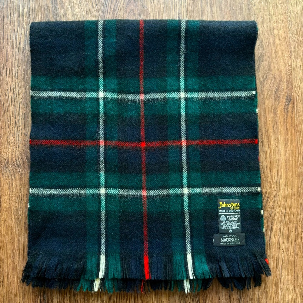 Johnston of Elgin Stewart Made in Scotland Plaid Lana Wool Scarf
